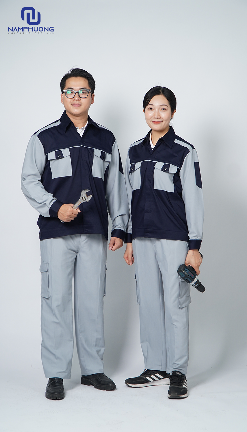 Đồng phục bảo hộ may sẵn giúp tiết kiệm thời gian và đáp ứng nhanh chóng nhu cầu bảo hộ của nhân viên